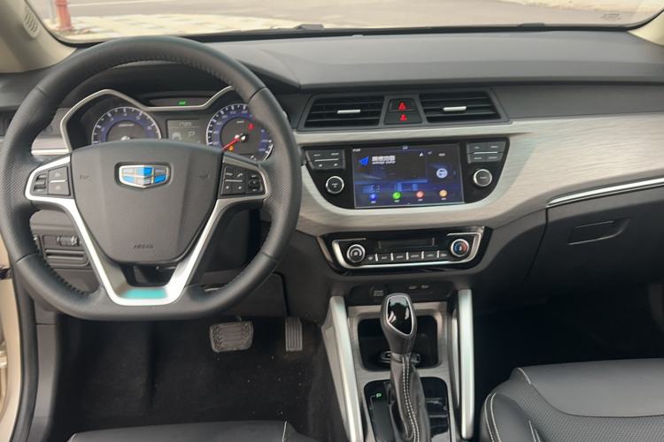 Used Geely Auto Vision X3 2017 1.5L Automatic Elite Model Interior 2