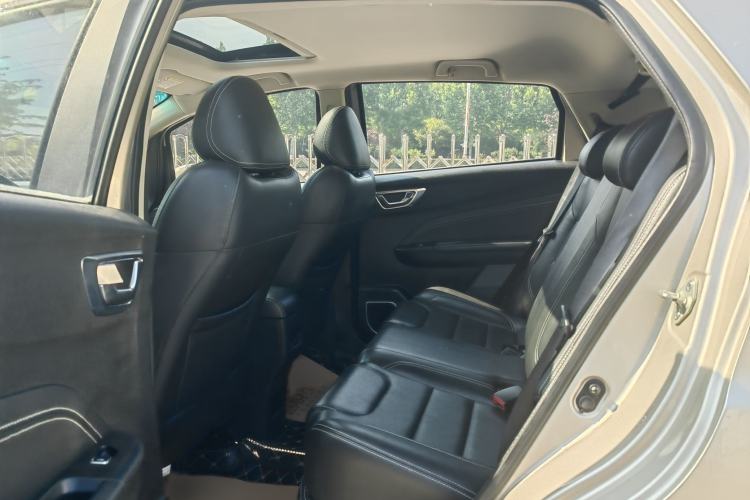 Used Geely Auto Vision X3 2017 1.5L Automatic Luxury Model Interior 2