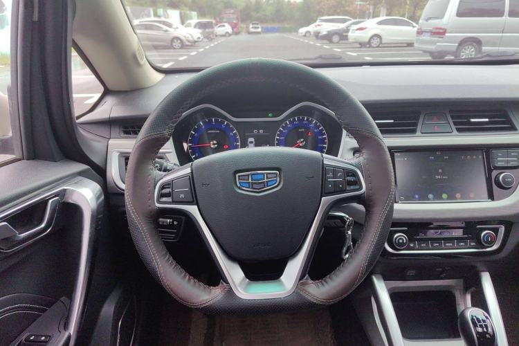 Used Geely Auto Vision X3 2017 1.5L Manual Luxury Model Interior 3