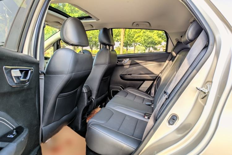 Used Geely Auto Vision X3 2017 1.5L Automatic Luxury Model Interior 4