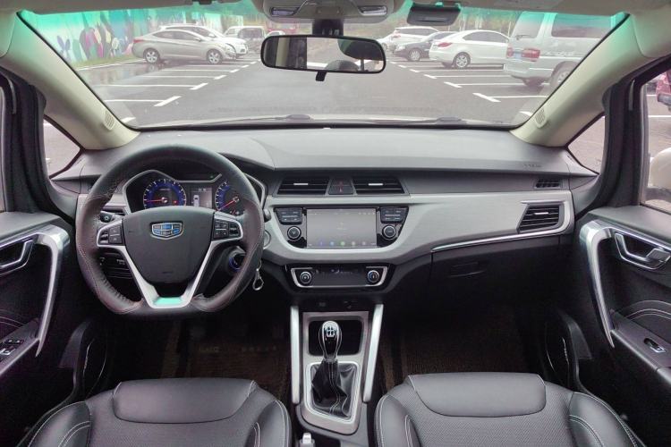 Used Geely Auto Vision X3 2017 1.5L Manual Luxury Model Interior 4