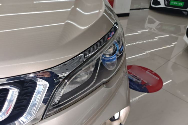 Used Geely Auto Vision X3 2017 1.5L Manual Elite Model Left Front Headlight