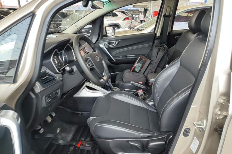 Used Geely Auto Vision X3 2017 1.5L Manual Luxury Model Left Front Seat