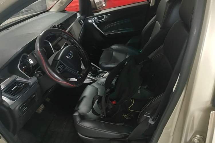 Used Geely Auto Vision X3 2017 1.5L Automatic Luxury Model Left Front Seat