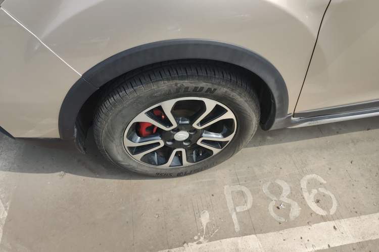 Used Geely Auto Vision X3 2017 1.5L Manual Luxury Model Left Front Wheel Hub