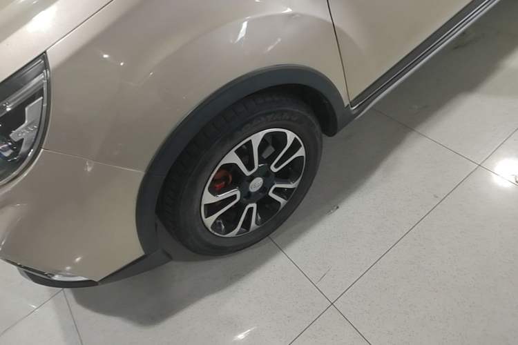 Used Geely Auto Vision X3 2017 1.5L Automatic Luxury Model Left Front Wheel Hub