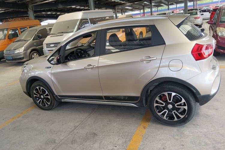 Used Geely Auto Vision X3 2017 1.5L Manual Luxury Model Left Side