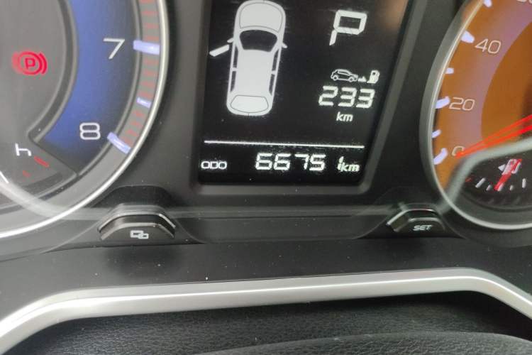 Used Geely Auto Vision X3 2017 1.5L Automatic Luxury Model Odometer Close Up
