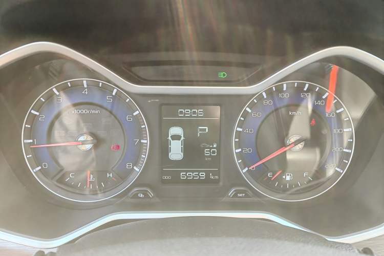 Used Geely Auto Vision X3 2017 1.5L Automatic Luxury Model Odometer Close Up