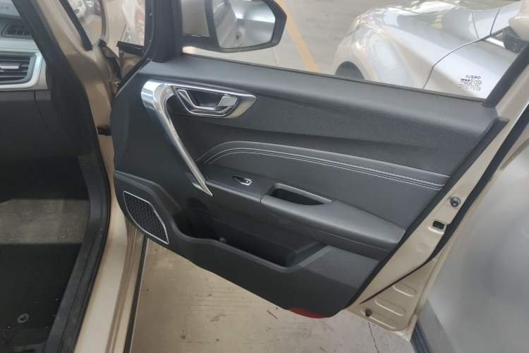 Used Geely Auto Vision X3 2017 1.5L Manual Luxury Model Right Front Door Interior