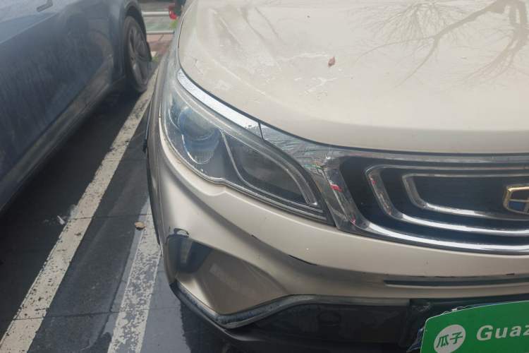 Used Geely Auto Vision X3 2017 1.5L Automatic Luxury Model Right Front Headlight