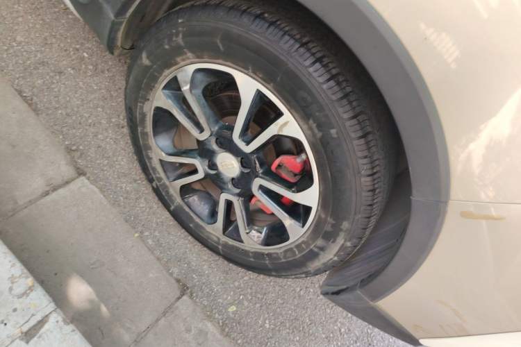 Used Geely Auto Vision X3 2017 1.5L Manual Luxury Model Right Front Wheel Hub