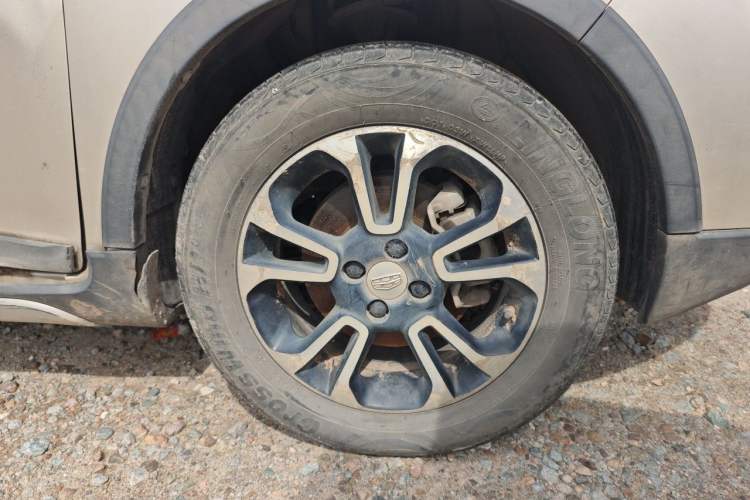 Used Geely Auto Vision X3 2017 1.5L Manual Elite Model Right Front Wheel Hub