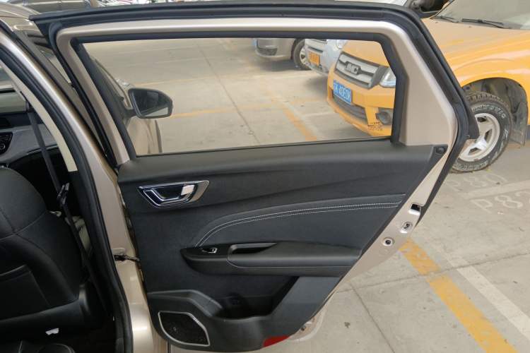 Used Geely Auto Vision X3 2017 1.5L Manual Luxury Model Right Rear Door Interior