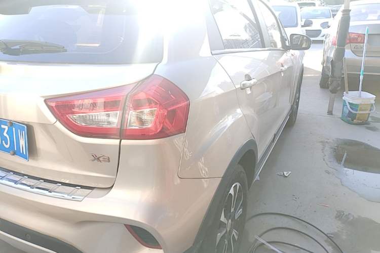 Used Geely Auto Vision X3 2017 1.5L Automatic Elite Model Right Rear Taillight
