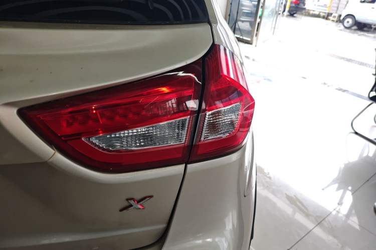 Used Geely Auto Vision X3 2017 1.5L Manual Elite Model Right Rear Taillight