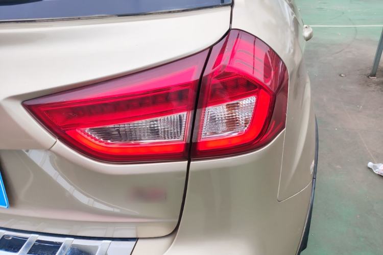Used Geely Auto Vision X3 2017 1.5L Automatic Luxury Model Right Rear Taillight