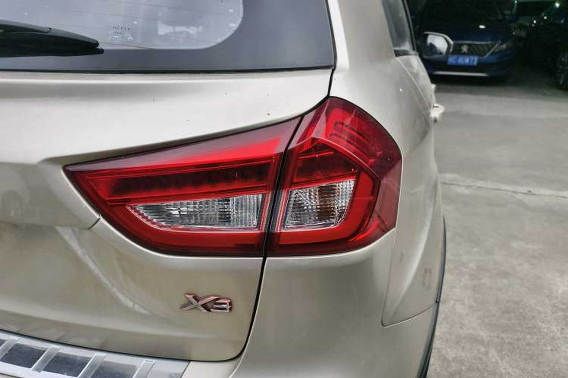 Used Geely Auto Vision X3 2017 1.5L Manual Luxury Model Right Rear Taillight