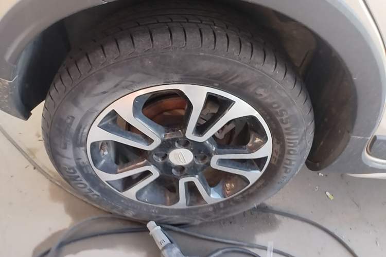 Used Geely Auto Vision X3 2017 1.5L Automatic Elite Model Right Rear Wheel Hub