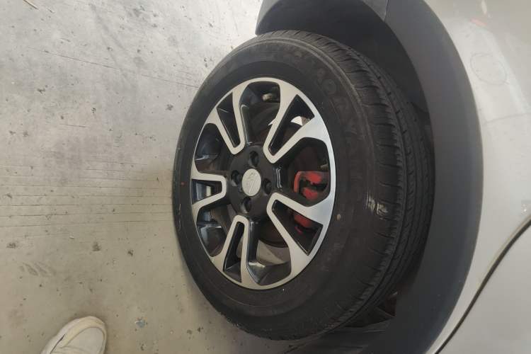 Used Geely Auto Vision X3 2017 1.5L Manual Luxury Model Right Rear Wheel Hub