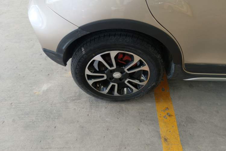 Used Geely Auto Vision X3 2017 1.5L Manual Luxury Model Right Rear Wheel Hub