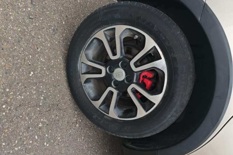 Used Geely Auto Vision X3 2017 1.5L Automatic Luxury Model Right Rear Wheel Hub