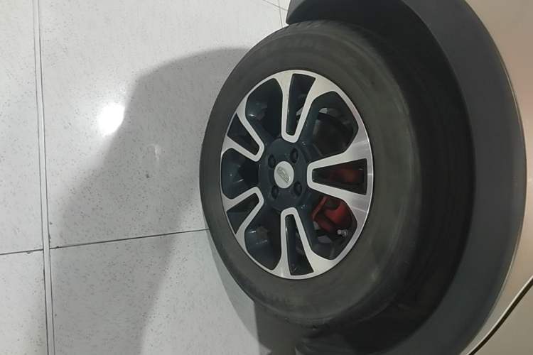 Used Geely Auto Vision X3 2017 1.5L Automatic Luxury Model Right Rear Wheel Hub
