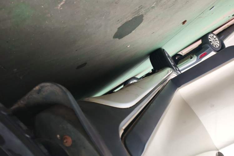 Used Geely Auto Vision X3 2017 1.5L Automatic Luxury Model Right Side Sill