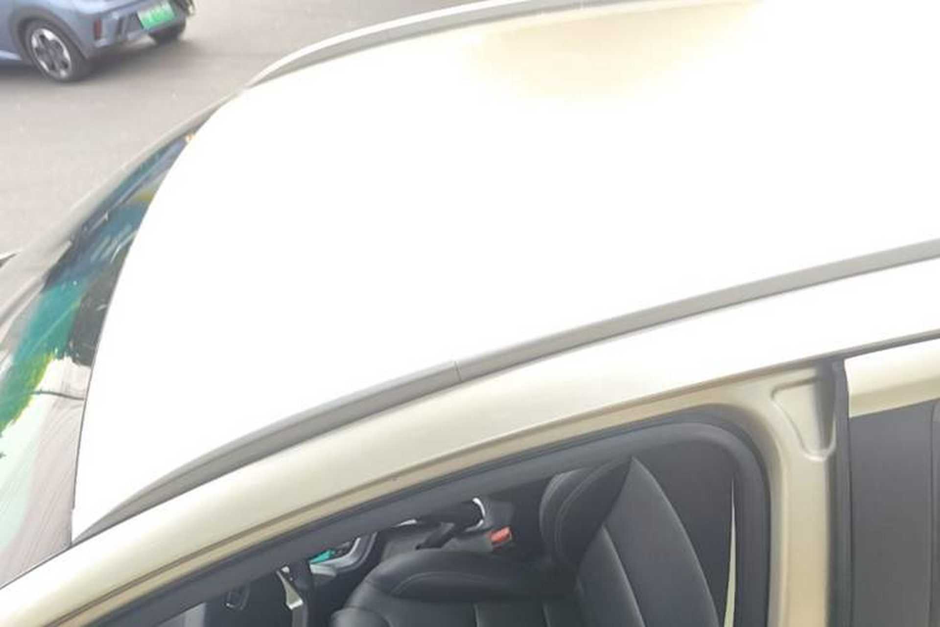 Used Geely Auto Vision X3 2017 1.5L Automatic Elite Model Roof