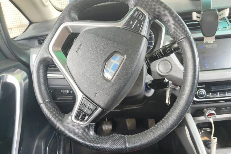 Used Geely Auto Vision X3 2017 1.5L Manual Luxury Model Steering Wheel