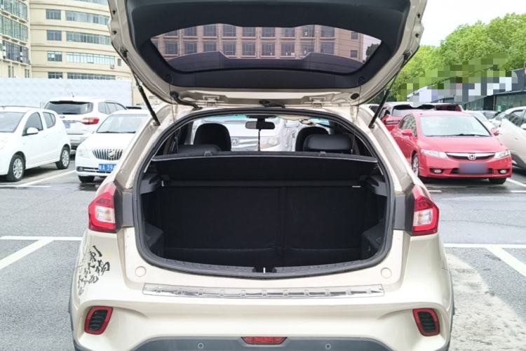 Used Geely Auto Vision X3 2017 1.5L Automatic Luxury Model Trunk