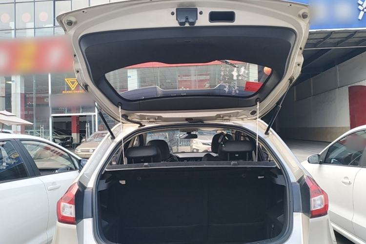 Used Geely Auto Vision X3 2017 1.5L Automatic Luxury Model Trunk