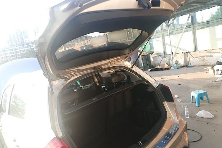 Used Geely Auto Vision X3 2017 1.5L Automatic Elite Model Trunk