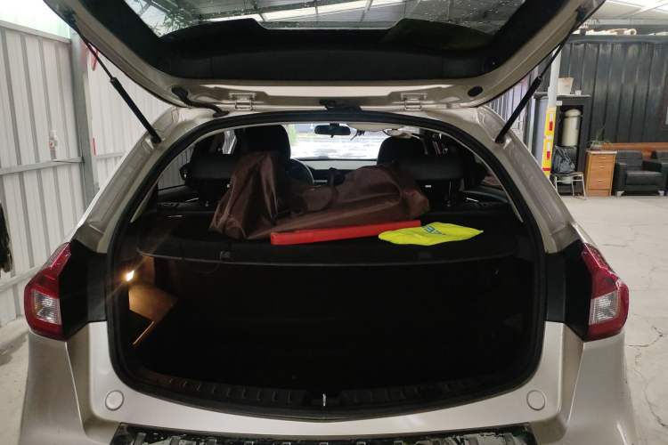 Used Geely Auto Vision X3 2017 1.5L Manual Luxury Model Trunk