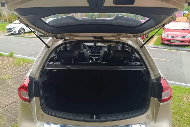 Used Geely Auto Vision X3 2017 1.5L Automatic Luxury Model Trunk
