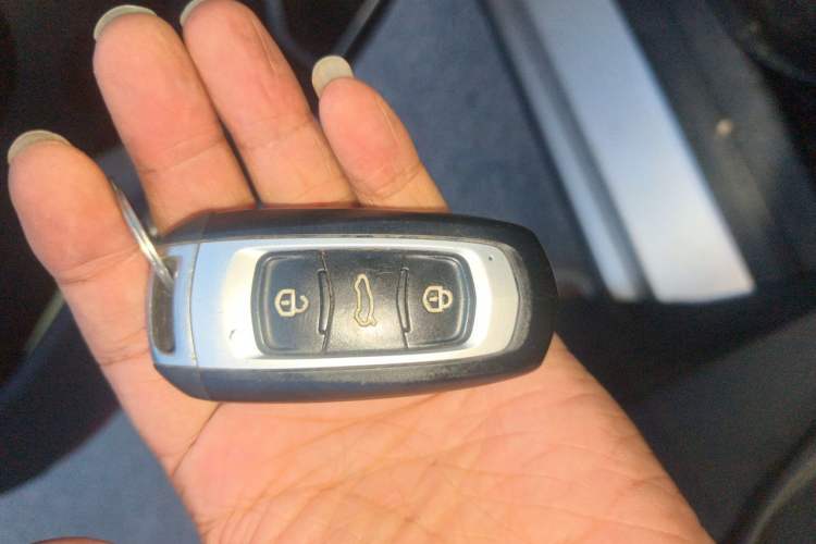 Used Geely Auto Vision X3 2017 1.5L Automatic Elite Model Vehicle Key