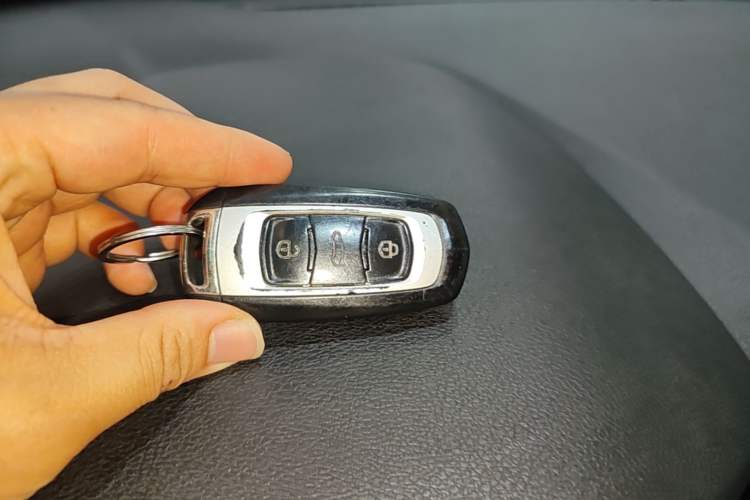 Used Geely Auto Vision X3 2017 1.5L Automatic Elite Model Vehicle Key