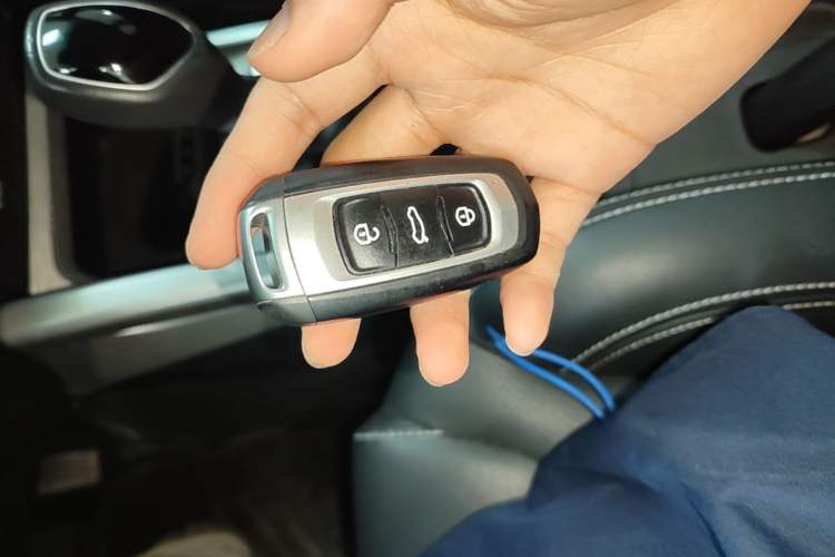 Used Geely Auto Vision X3 2017 1.5L Automatic Elite Model Vehicle Key