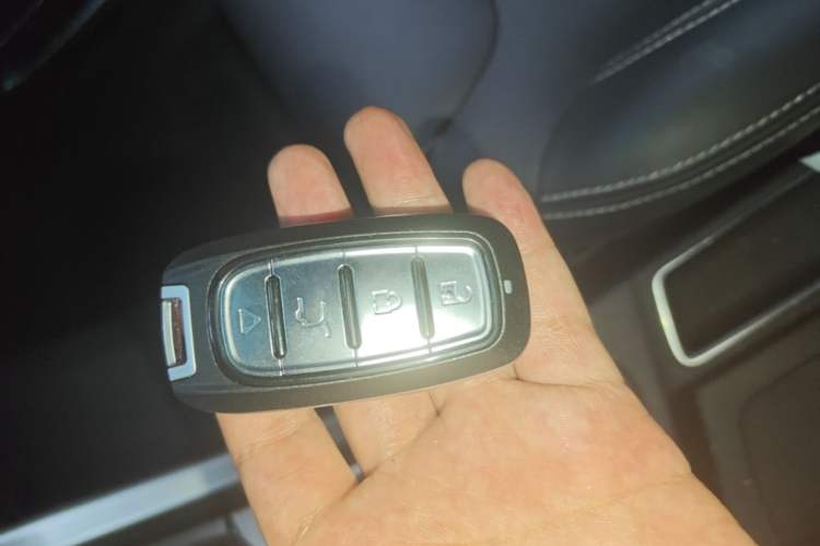 Used Geely Auto Vision X3 2017 1.5L Automatic Elite Model Vehicle Key