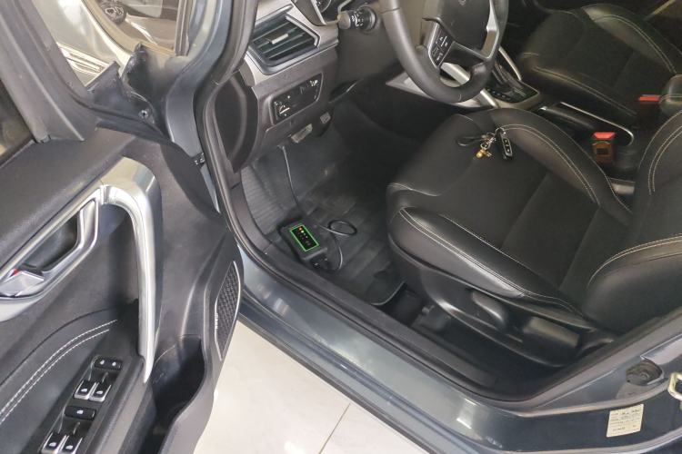 Used Geely Auto Vision X3 2017 1.5L Automatic Luxury Model Driver Seat