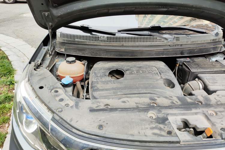 Used Geely Auto Vision X3 2017 1.5L Manual Luxury Model Engine Bay Right