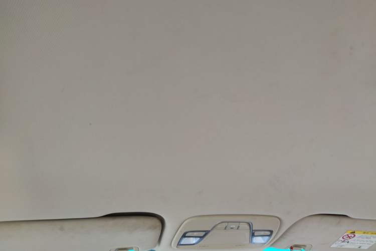 Used Geely Auto Vision X3 2017 1.5L Automatic Elite Model Headliner