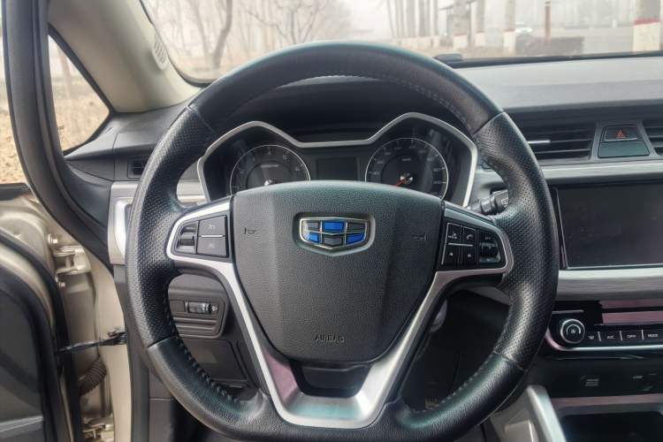 Used Geely Auto Vision X3 2017 1.5L Manual Luxury Model Interior 2