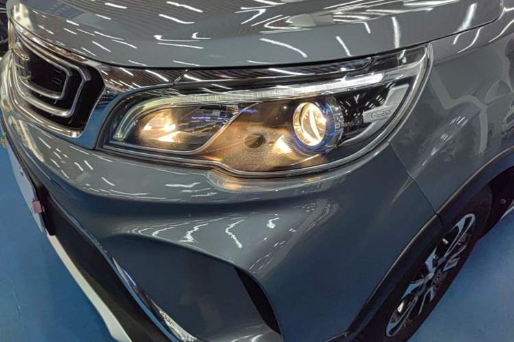 Used Geely Auto Vision X3 2017 1.5L Automatic Elite Model Left Front Headlight