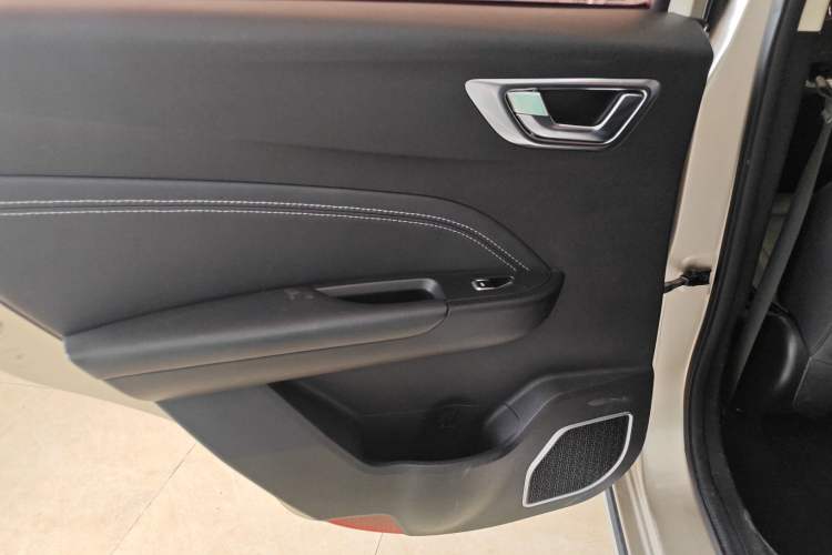 Used Geely Auto Vision X3 2017 1.5L Automatic Elite Model Left Rear Door Interior
