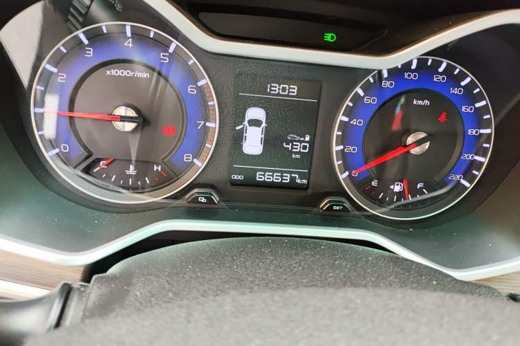 Used Geely Auto Vision X3 2017 1.5L Manual Luxury Model Odometer Close Up