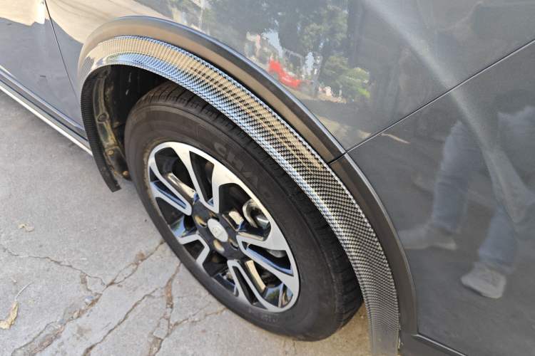Used Geely Auto Vision X3 2017 1.5L Automatic Elite Model Right Rear Wheel Hub