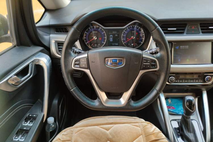 Used Geely Auto Vision X3 2017 1.5L Automatic Elite Model Steering Wheel