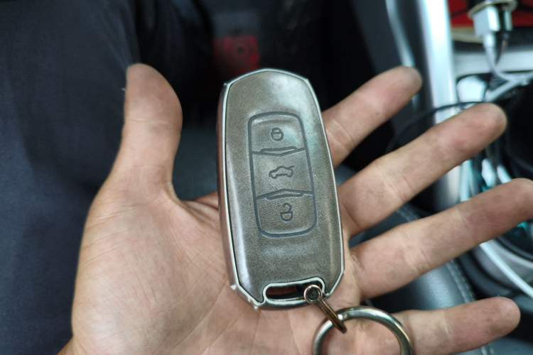 Used Geely Auto Vision X3 2017 1.5L Automatic Elite Model Vehicle Key