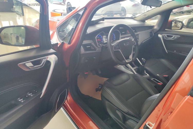 Used Geely Auto Vision X3 2017 1.5L Manual Luxury Model Driver Seat